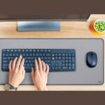 Kit Teclado E Mouse Sem Fio Logitech Mk235, Resistente A Agua, Cinza, Abnt2 - Imagem 3
